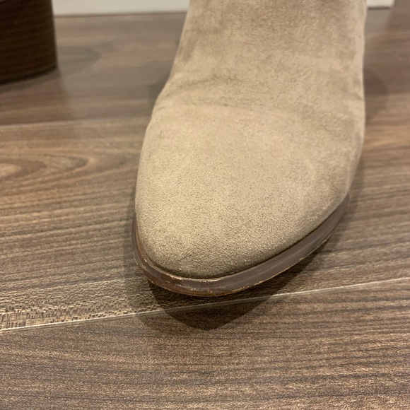 Joe Fresh Booties Size 7 - Picture 6 of 6